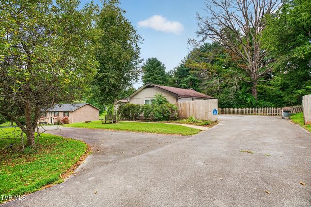 823 Birdie Drive, Abingdon, VA 24211