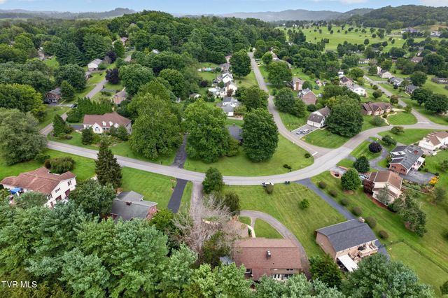 823 Birdie Drive, Abingdon, VA 24211