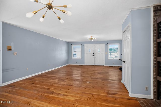 823 Birdie Drive, Abingdon, VA 24211