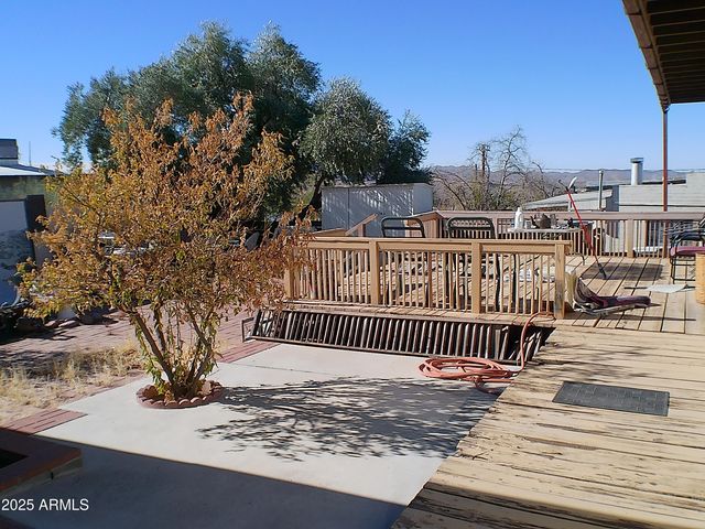 211 W Kiser Street, Superior, AZ 85173
