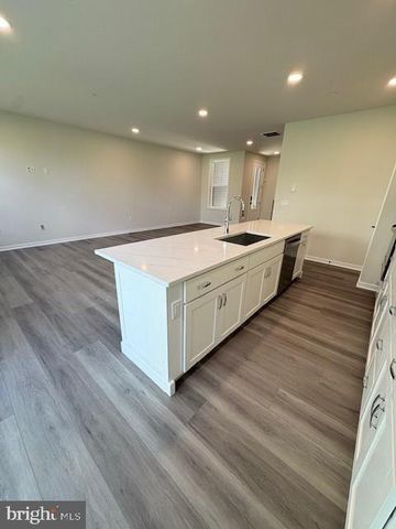 46 GRAYSON LN, Downingtown, PA 19335