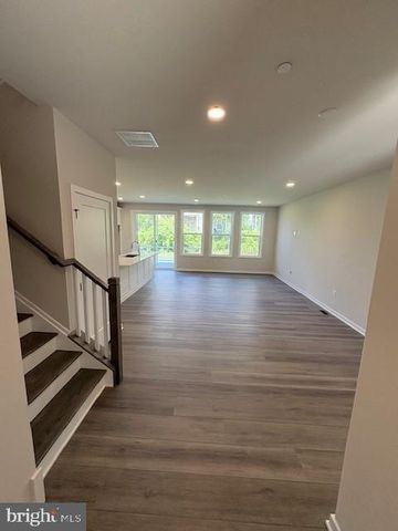 46 GRAYSON LN, Downingtown, PA 19335