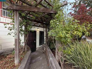 556 Liberty St Downstairs, El Cerrito, CA 94530