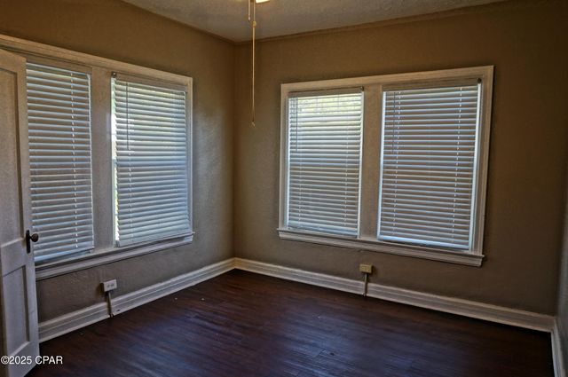 2935 Russ Street, Marianna, FL 32446