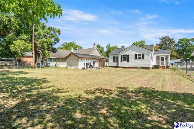 215 W Bond St, Marion, SC 29571