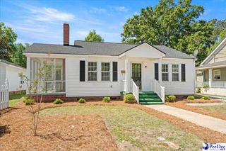 215 W Bond St, Marion, SC 29571