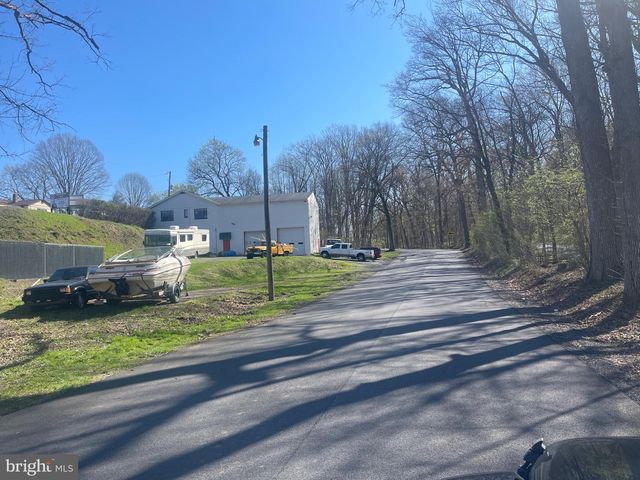 1005 STATE ROUTE 72 N, Lebanon, PA 17046
