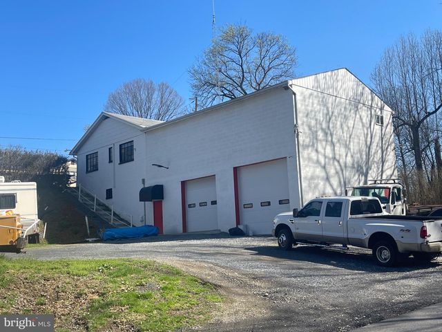 1005 STATE ROUTE 72 N, Lebanon, PA 17046