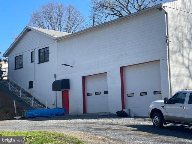 1005 STATE ROUTE 72 N, Lebanon, PA 17046
