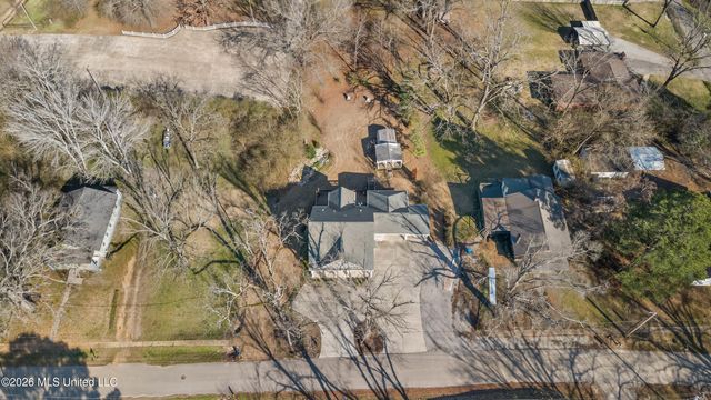 133 S Senter Street, Byhalia, MS 38611