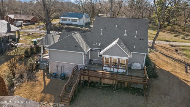 133 S Senter Street, Byhalia, MS 38611