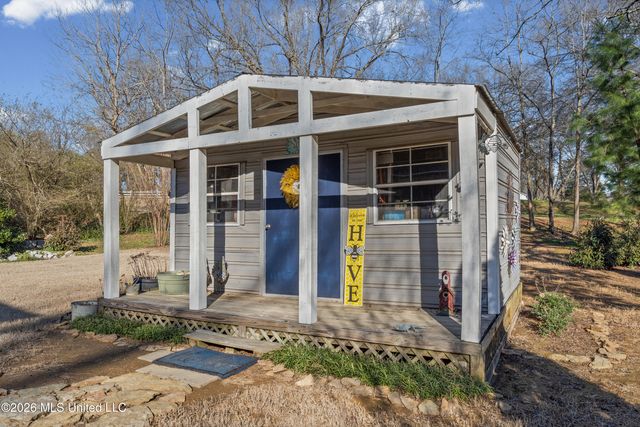 133 S Senter Street, Byhalia, MS 38611