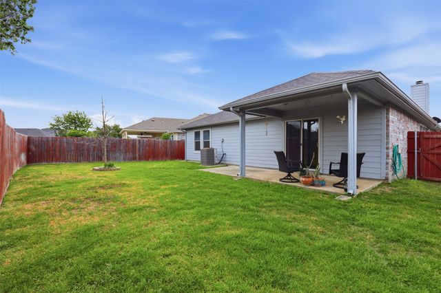 5762 Firethorn Drive, Dallas, TX 75249