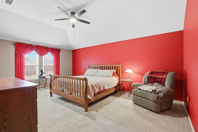 5762 Firethorn Drive, Dallas, TX 75249