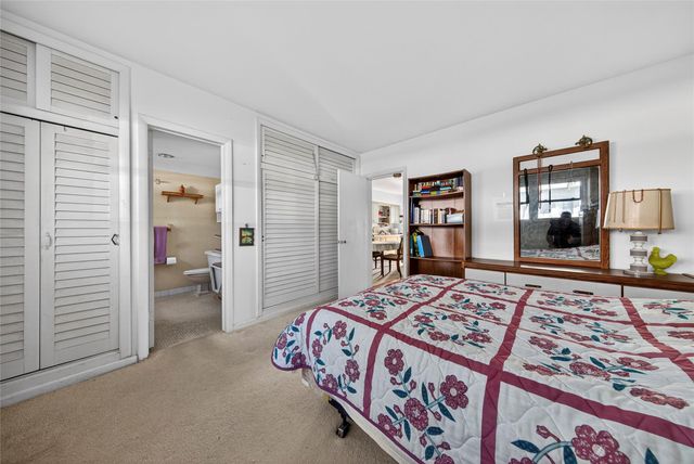 11 SW 4th Ave 18, Boca Raton, FL 33432