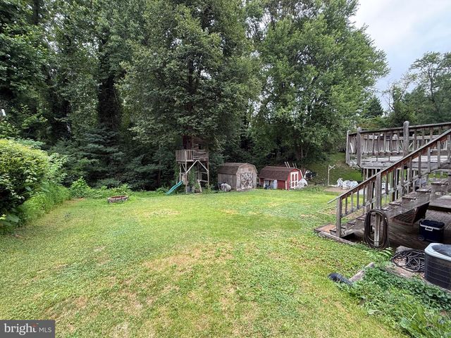 14618 DANVILLE RD, Woodbridge, VA 22193