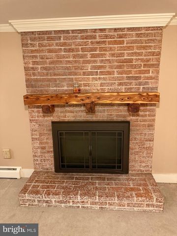 14618 DANVILLE RD, Woodbridge, VA 22193