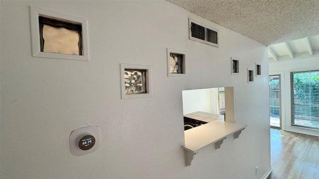 8903 Trone CIR B, Austin, TX 78758