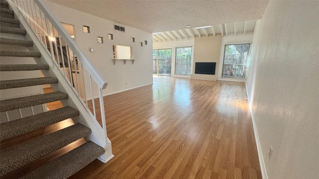 8903 Trone CIR B, Austin, TX 78758