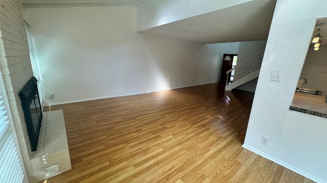 8903 Trone CIR B, Austin, TX 78758