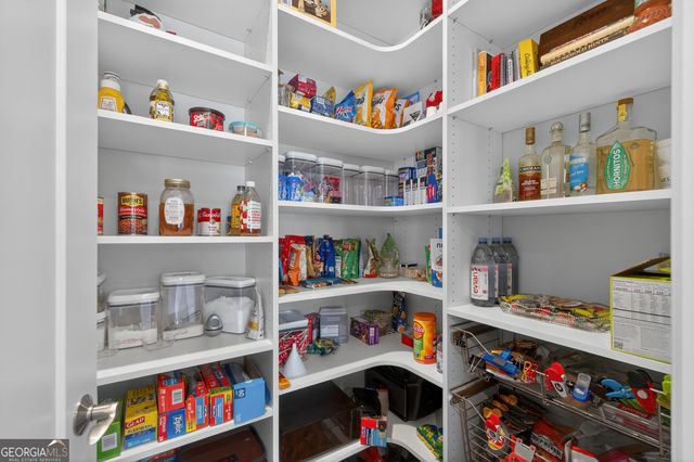 8255 Main Street, Woodstock, GA 30188