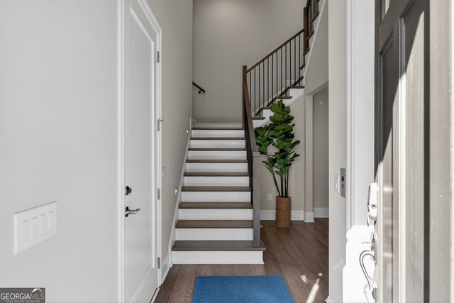 8255 Main Street, Woodstock, GA 30188