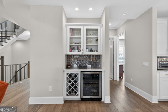 8255 Main Street, Woodstock, GA 30188