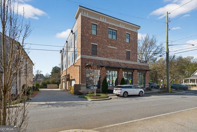 8255 Main Street, Woodstock, GA 30188