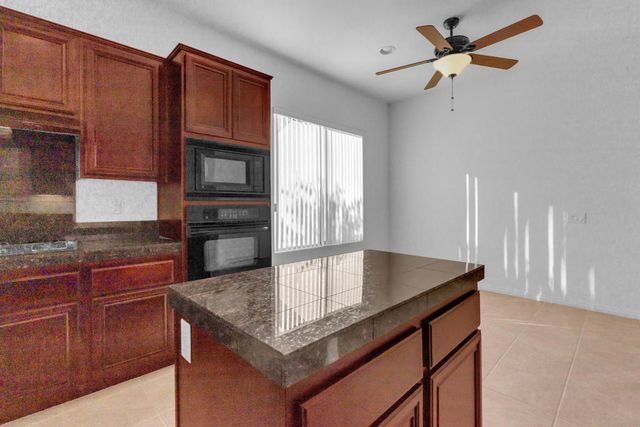 79859 Amora Drive, La Quinta, CA 92253