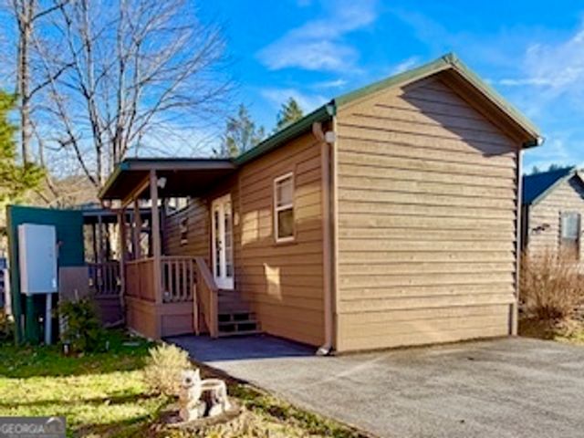 462 River Vista Drive, Dillard, GA 30537