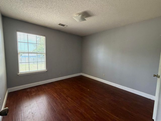 24 Meadow Ridge Loop, Maumelle, AR 72113