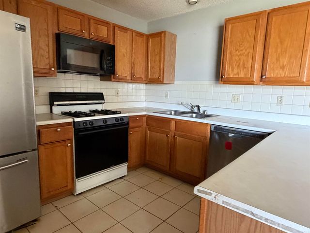 24 Meadow Ridge Loop, Maumelle, AR 72113