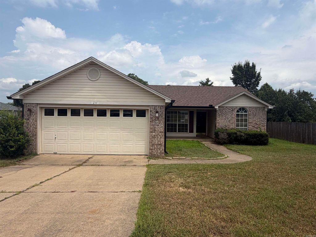 24 Meadow Ridge Loop, Maumelle, AR 72113