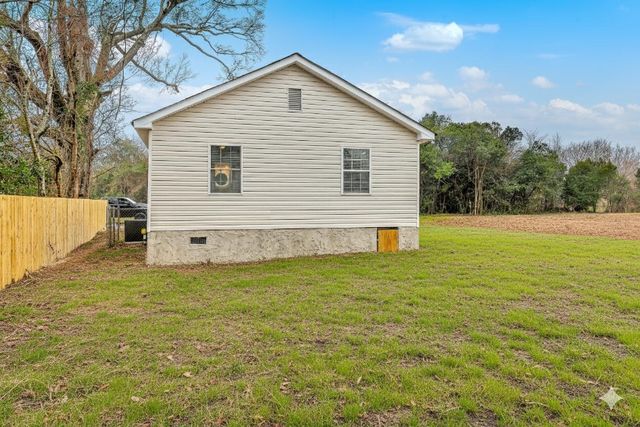 825 1st Street, Orangeburg, SC 29115