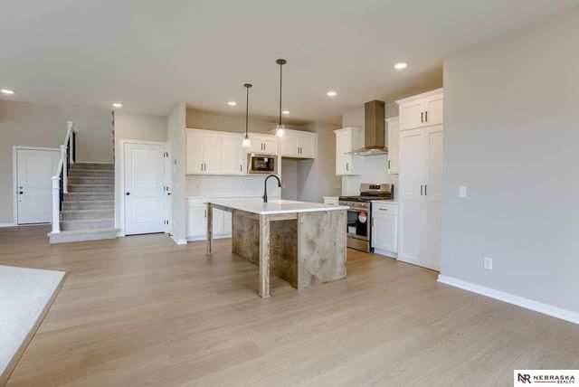 11110 N 172 Street, Bennington, NE 68007