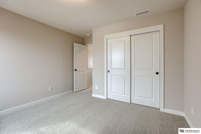 11110 N 172 Street, Bennington, NE 68007