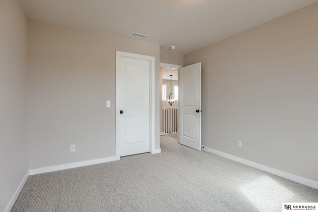 11110 N 172 Street, Bennington, NE 68007