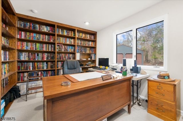 24 Partridge Rd, Readington Twp., NJ 08822