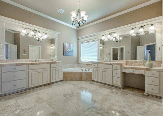 209 Commentry Lane, Little Rock, AR 72223