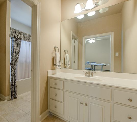 209 Commentry Lane, Little Rock, AR 72223