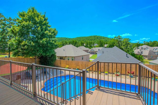 209 Commentry Lane, Little Rock, AR 72223