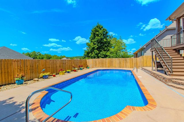 209 Commentry Lane, Little Rock, AR 72223