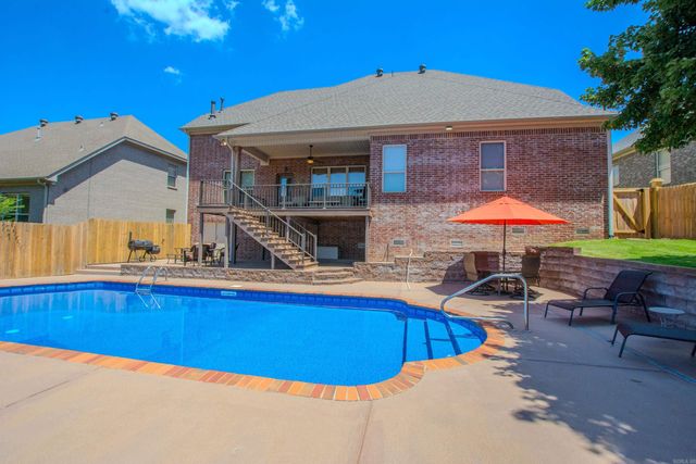 209 Commentry Lane, Little Rock, AR 72223