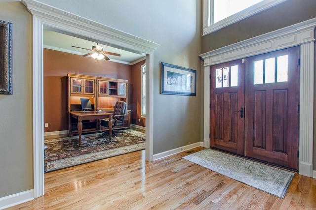 209 Commentry Lane, Little Rock, AR 72223