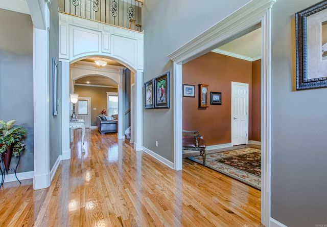 209 Commentry Lane, Little Rock, AR 72223