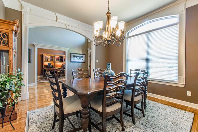 209 Commentry Lane, Little Rock, AR 72223