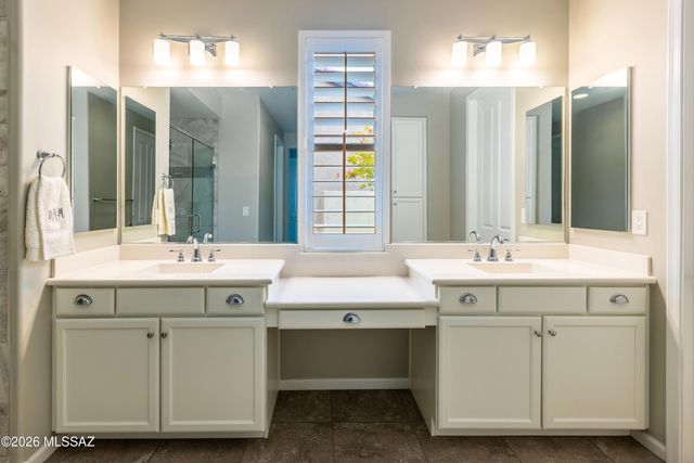 31924 S Flat Rock Drive, Oracle, AZ 85623