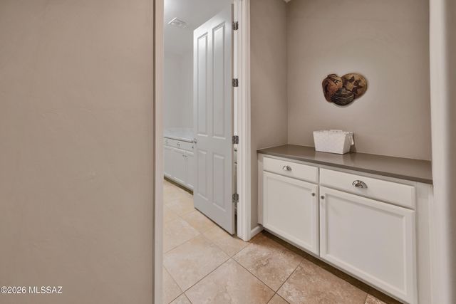 31924 S Flat Rock Drive, Oracle, AZ 85623