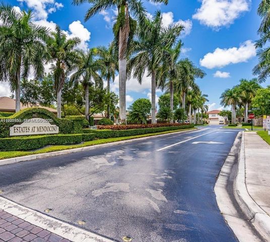 1209 NE 32nd Ave, Homestead, FL 33033