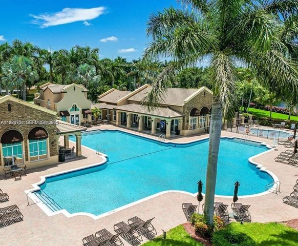 1209 NE 32nd Ave, Homestead, FL 33033